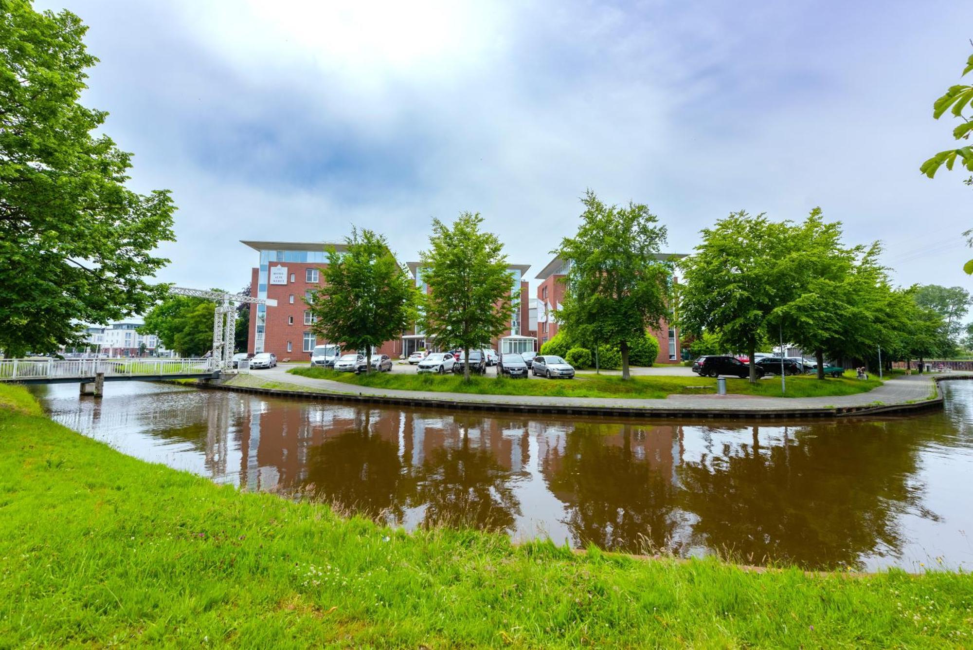 Hotel Alte Werft Papenburg Exterior photo